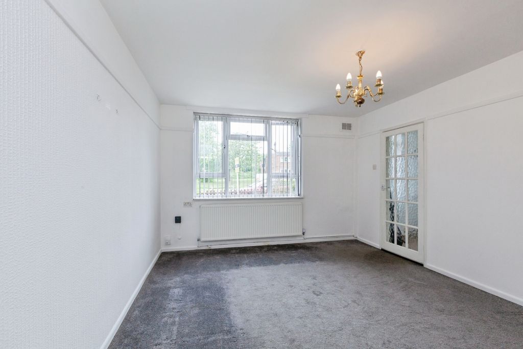 Property photo 3 of 19 Pbox-Img.Jpg