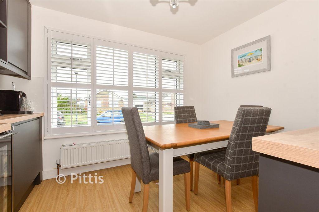 Property photo 1 of 14 Kitchen/Dining Room