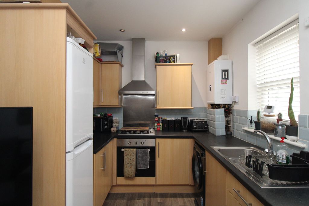 Property photo 3 of 8