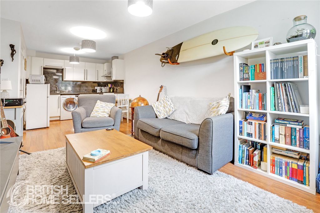 Property photo 1 of 15 Picture No. 03