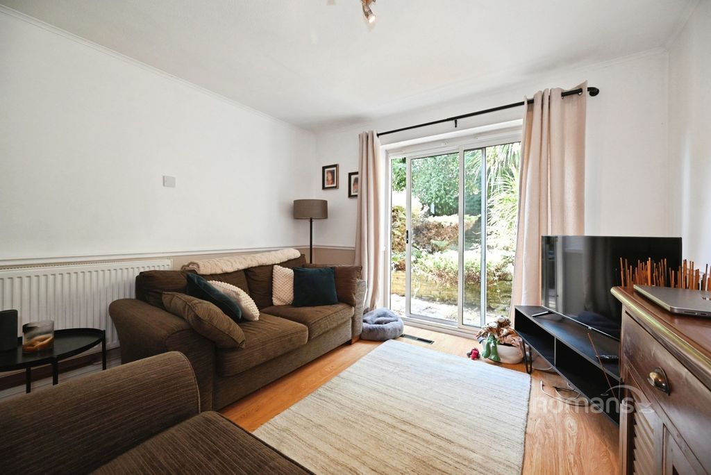 Property photo 2 of 19 Pbox-Img.Jpg