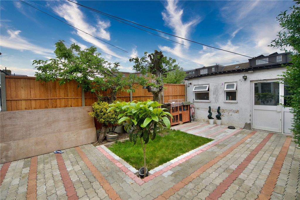Property photo 2 of 31 Picture No. 37