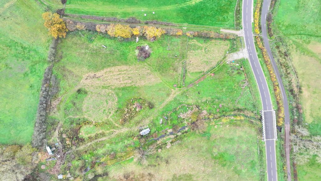 Property photo 3 of 5 Photo 3