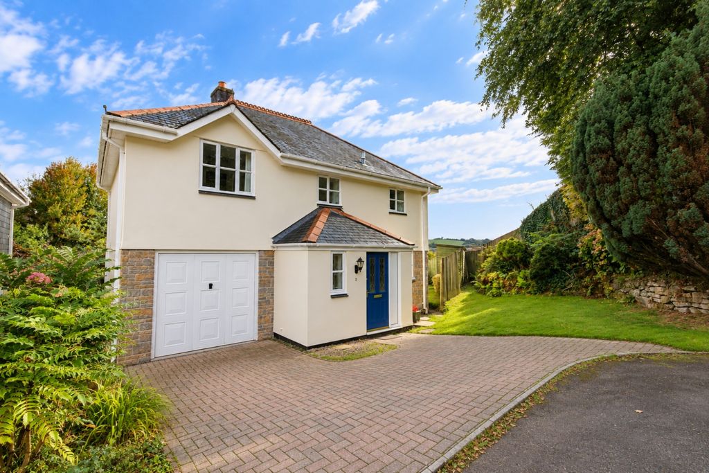 Property photo 1 of 20 A83028Db-4c79-412A-9Fd5-887B9A28Dbf3