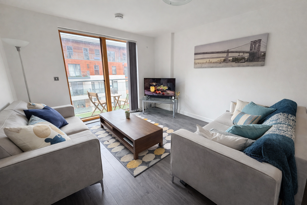 Property photo 2 of 7 Gallery