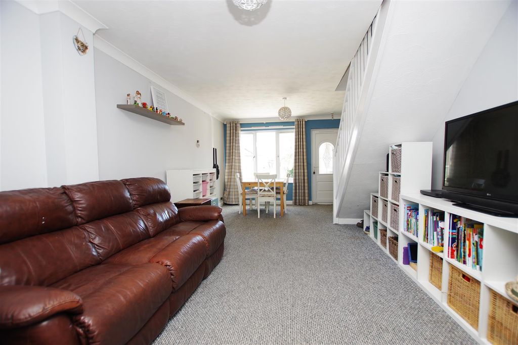 Property photo 3 of 10 Lounge/Diner