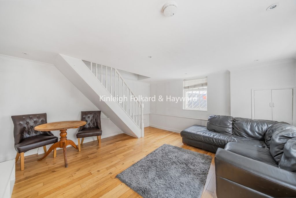 Property photo 1 of 7 9d797498-A423-438A-A