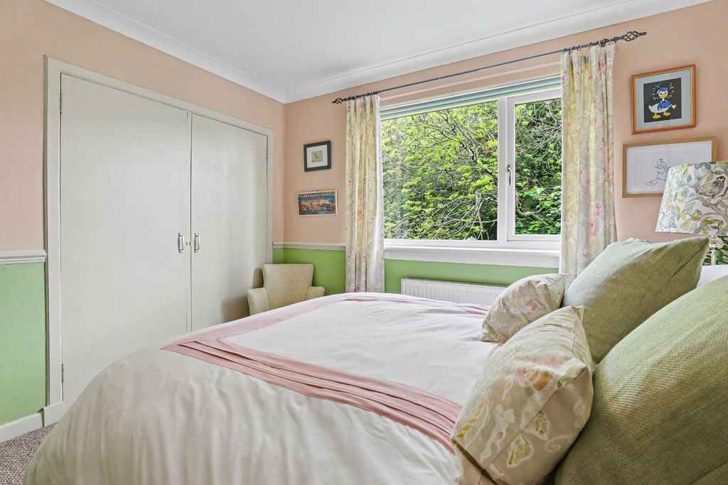 Additional image 13 of 3 bed flat for saleRiccartsbar Avenue, Paisley, Renfrewshire PA2