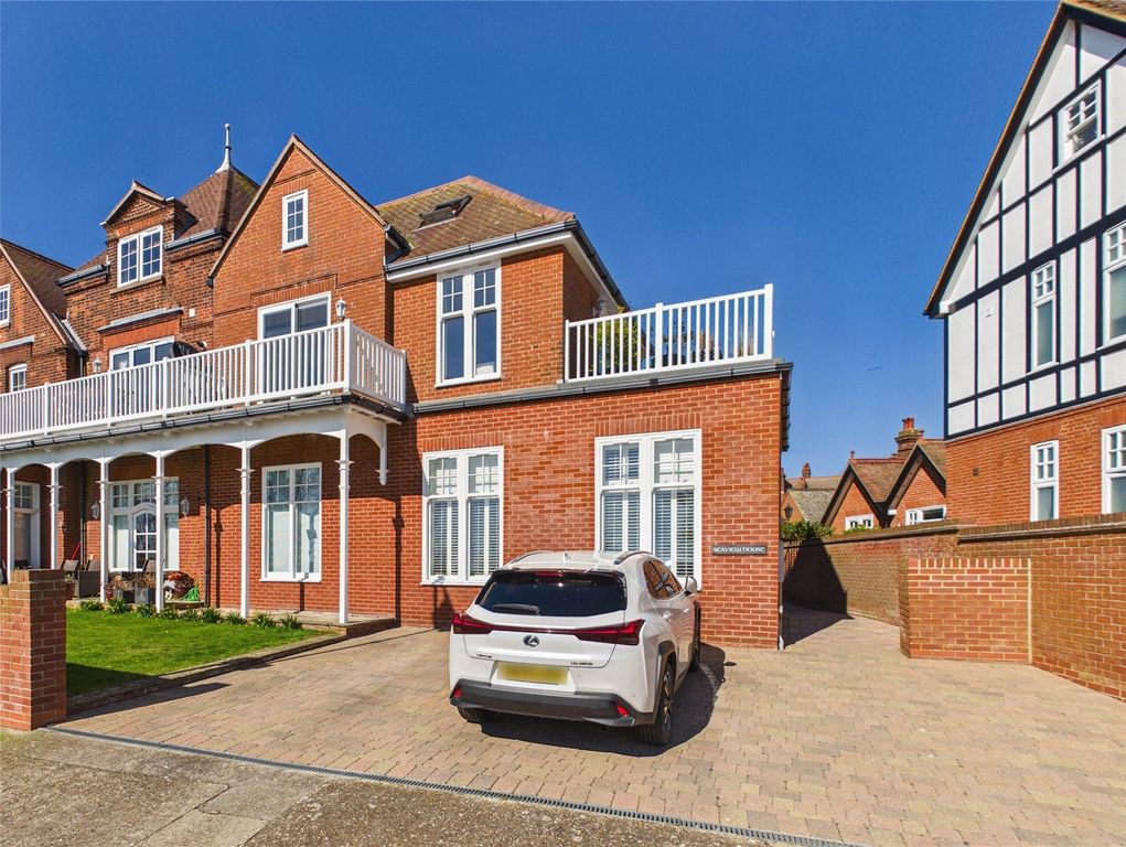 Property photo 1 of 22 Picture No. 18