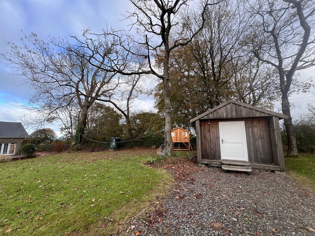 Property photo 3 of 53