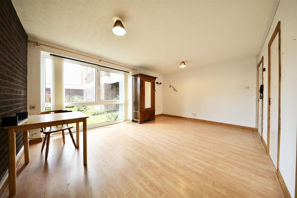 Property photo 2 of 10 0A4A2502.Jpg