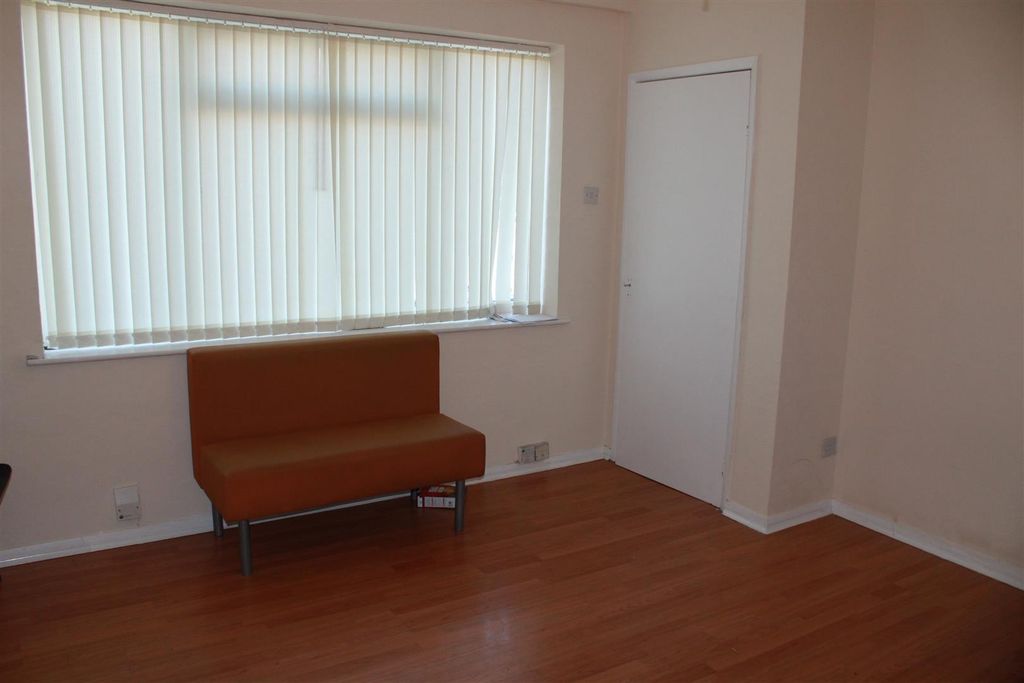 Property photo 3 of 11 Img_7748.Jpg