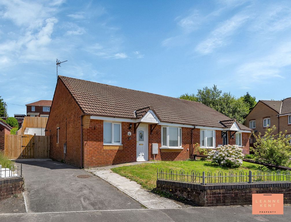 Property photo 1 of 39