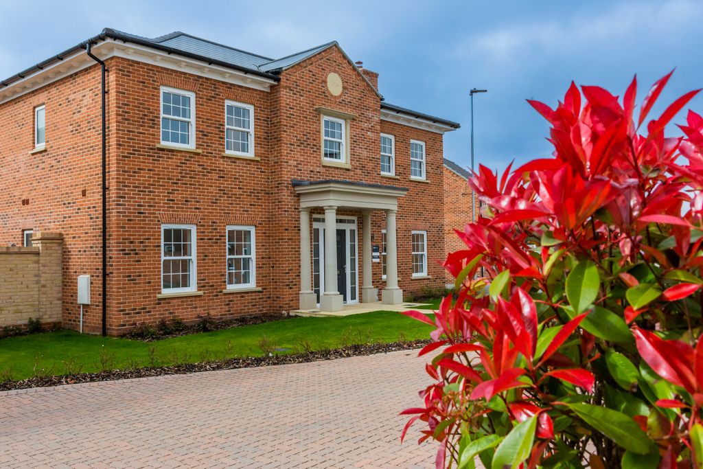 Property photo 1 of 19