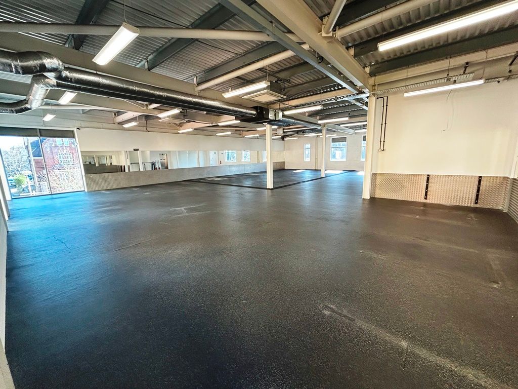 Property photo 3 of 4