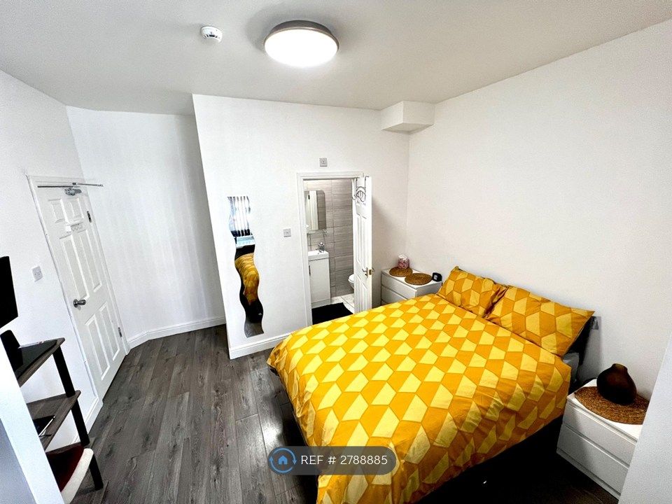 Property photo 1 of 26