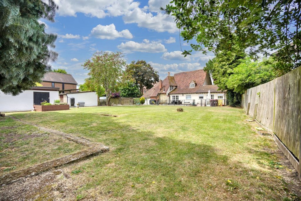 Property photo 1 of 34