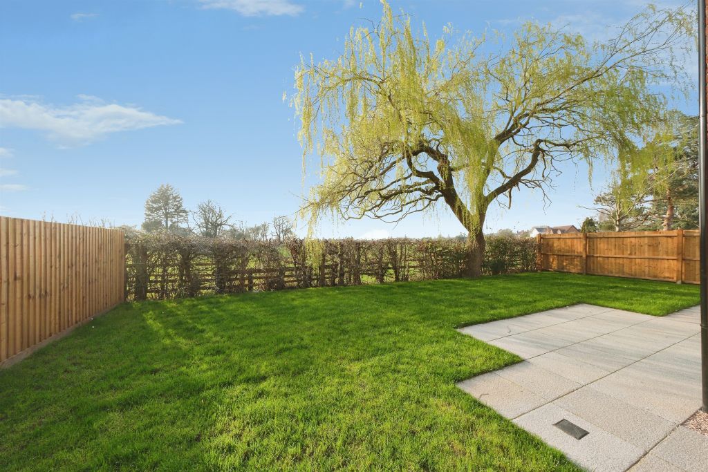 Property photo 3 of 24