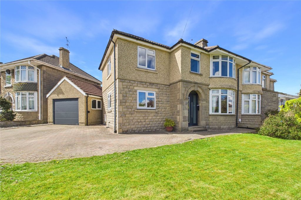 Property photo 1 of 32 Picture No. 45