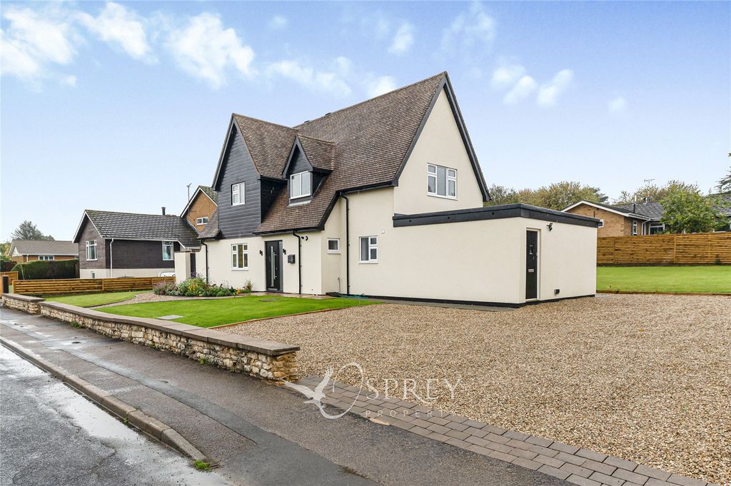 Property photo 2 of 23 Picture No. 18