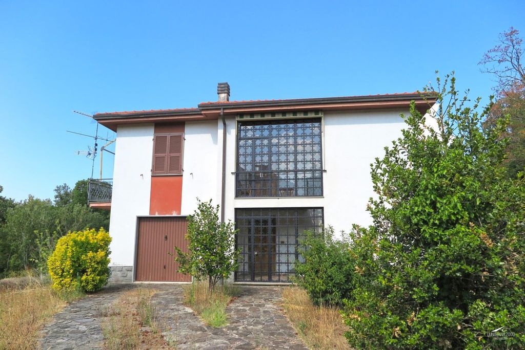 Property photo 1 of 28