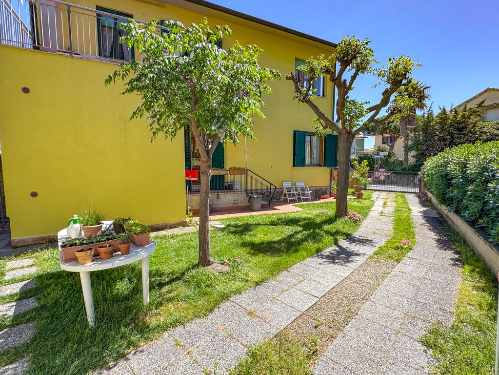 Property photo 3 of 11