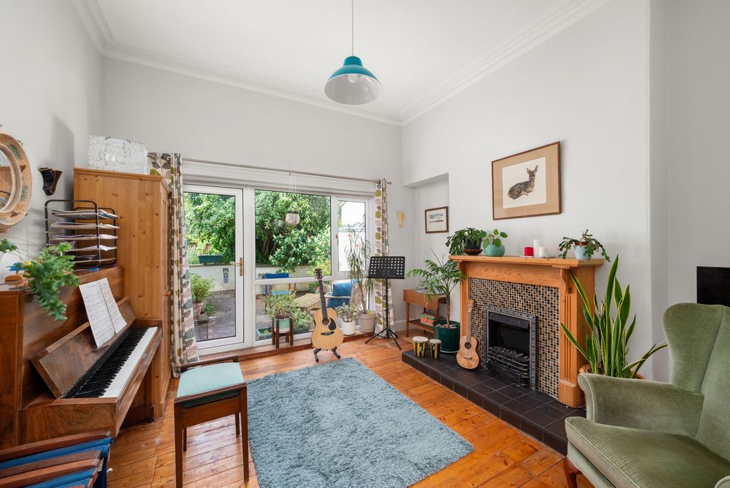 Additional image 7 of 3 bed semi-detached house for sale6 Jedburgh Road, Dundee DD2