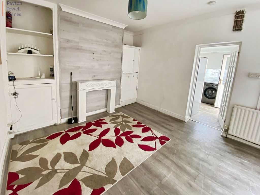 Property photo 2 of 9 Not Specified
