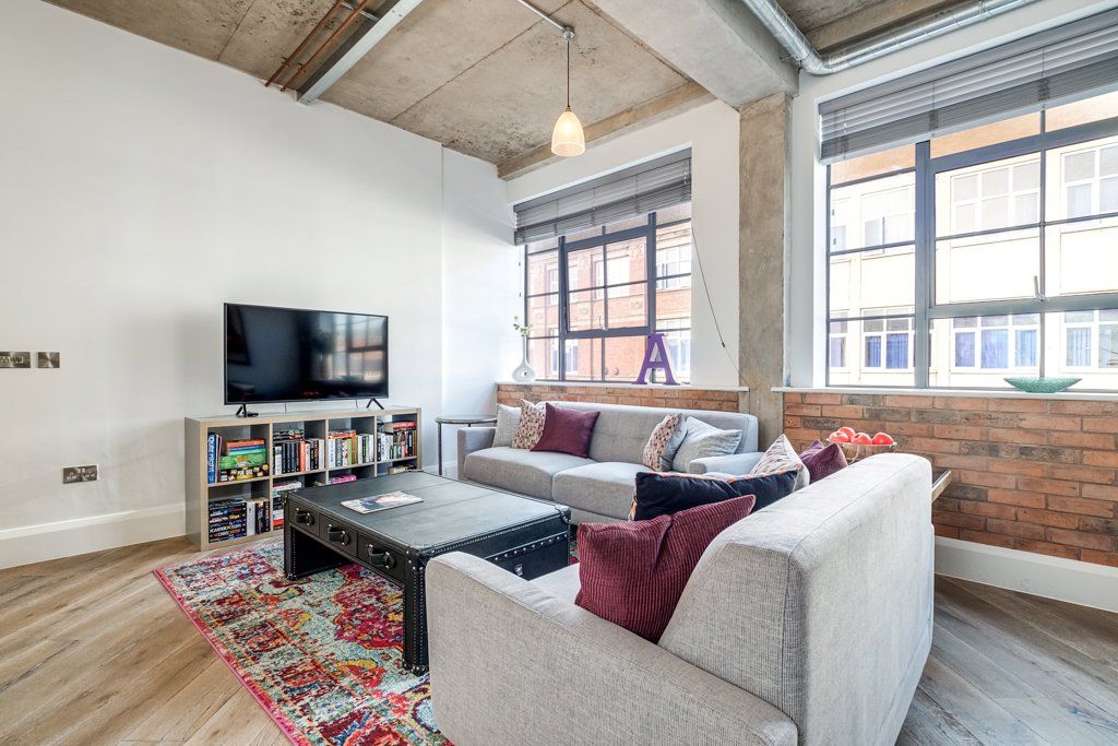 Property photo 2 of 17 Photo 07