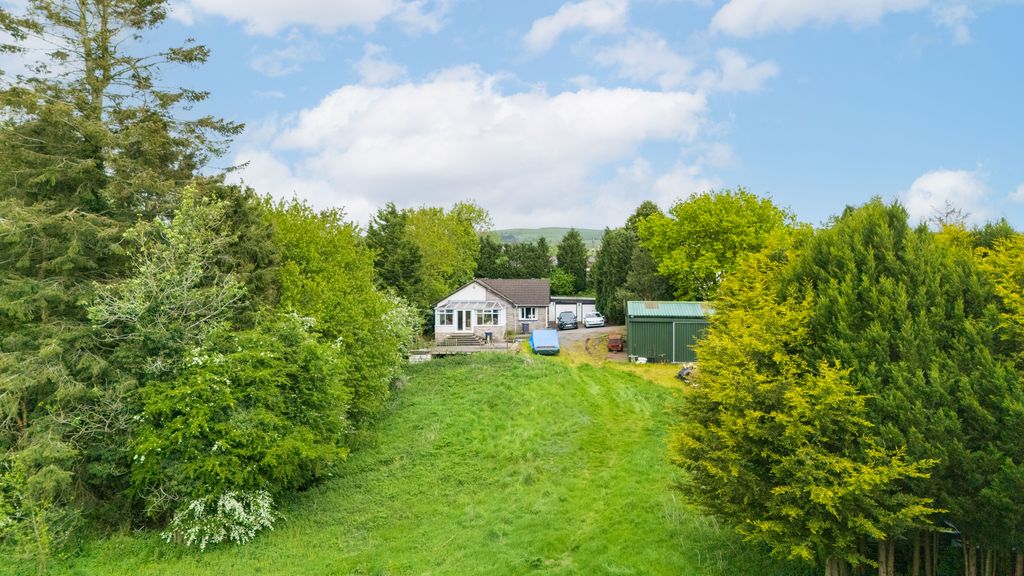 Property photo 1 of 40 Land
