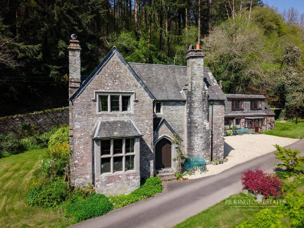 Property photo 2 of 34 4995864
