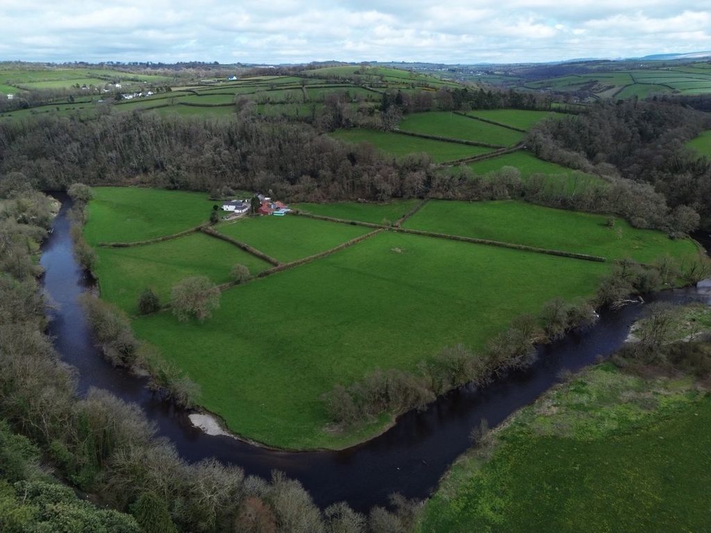 Property photo 1 of 67