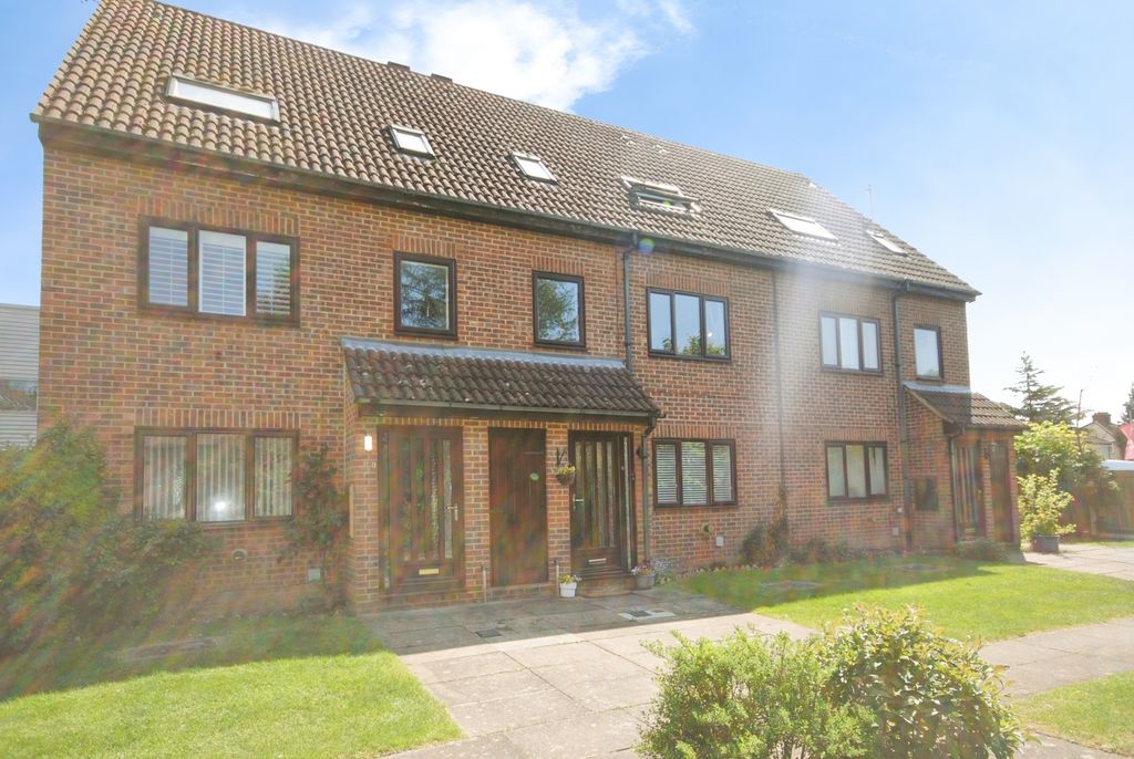 Property photo 1 of 11 Pbox-Img.Jpg