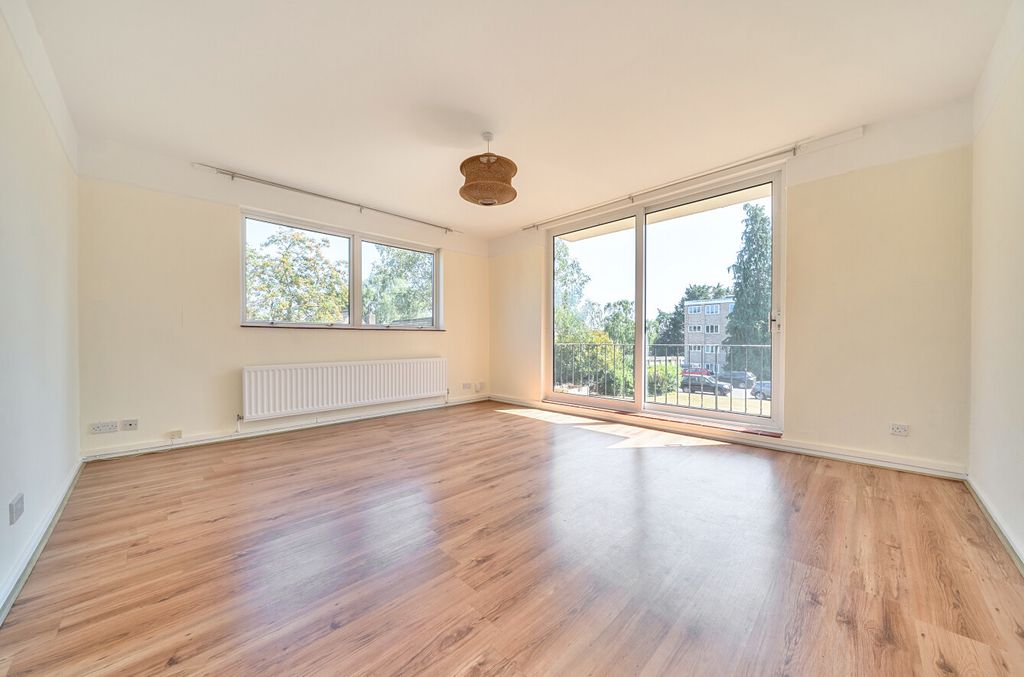 Property photo 2 of 10 1486924-1-6A51246...