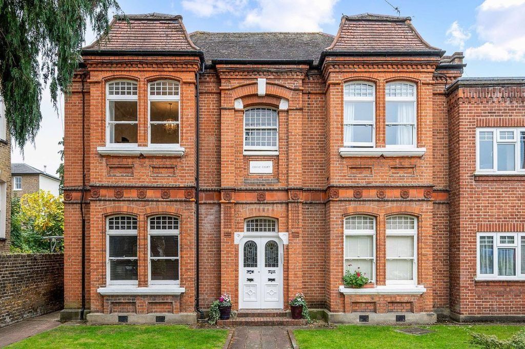 Property photo 1 of 9