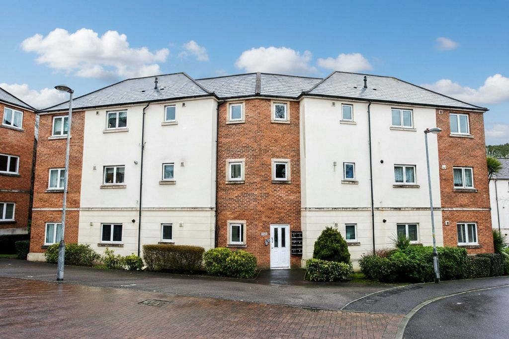 Property photo 1 of 14 Front Of Apartment