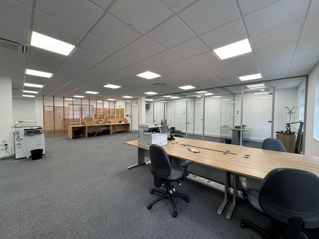 Property photo 2 of 4