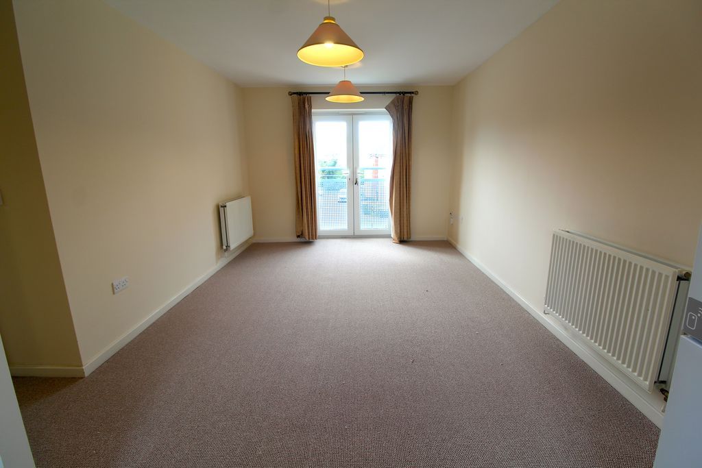 Property photo 3 of 9 Living Room