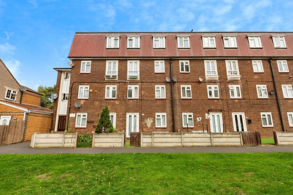 Property photo 1 of 17 Photo