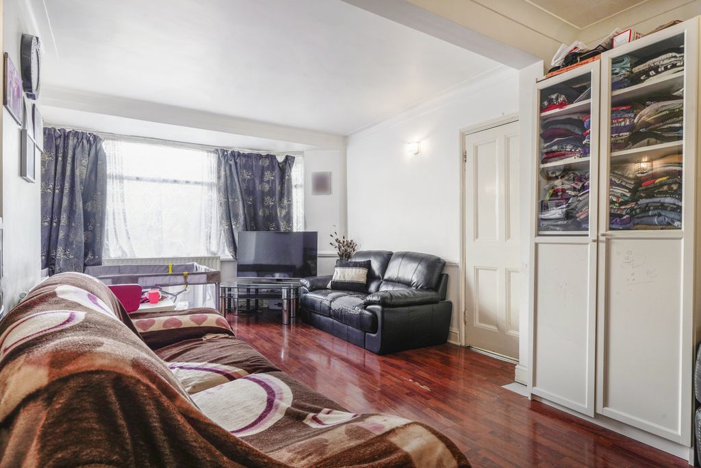 Property photo 3 of 15 Gallery