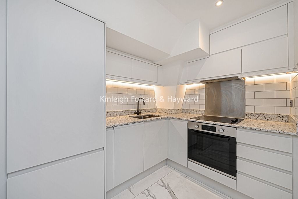 Property photo 2 of 6 F07F5d91-24E9-42A3-8
