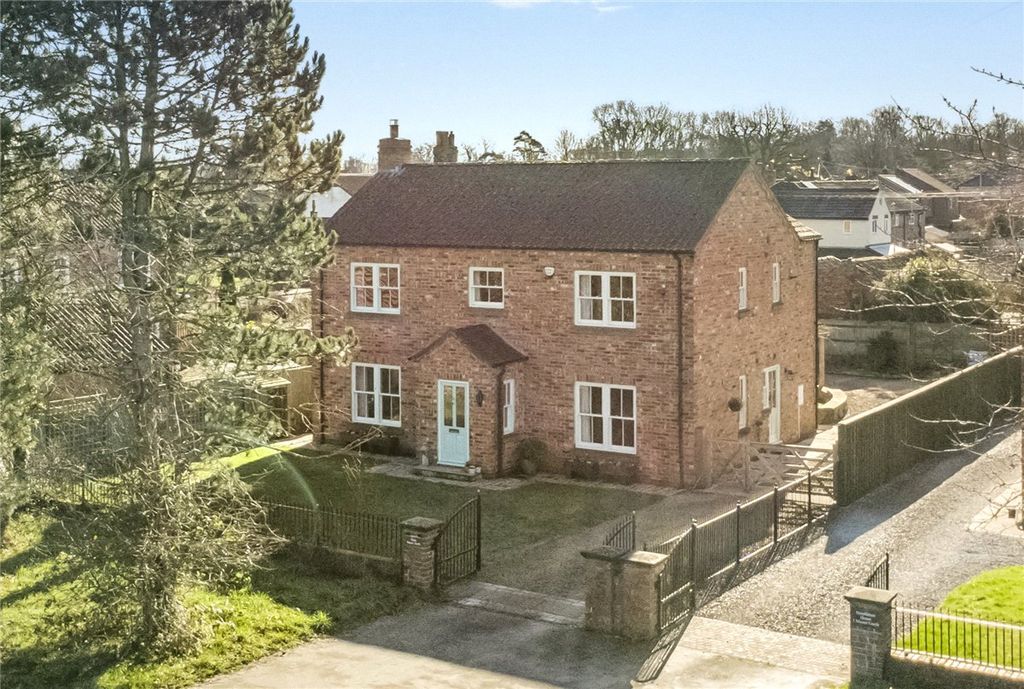 Property photo 1 of 15 Picture No. 12