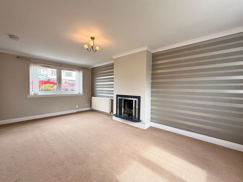 Property photo 3 of 14 Photo 4