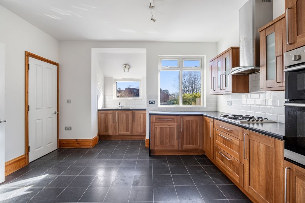 Property photo 2 of 20 A07 - 20 Osney Avenue, Paignton - 250228