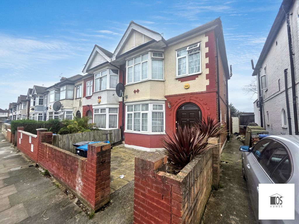 Property photo 2 of 20