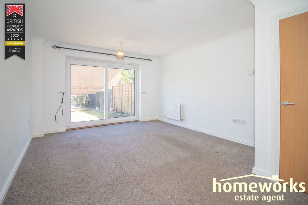 Property photo 3 of 10
