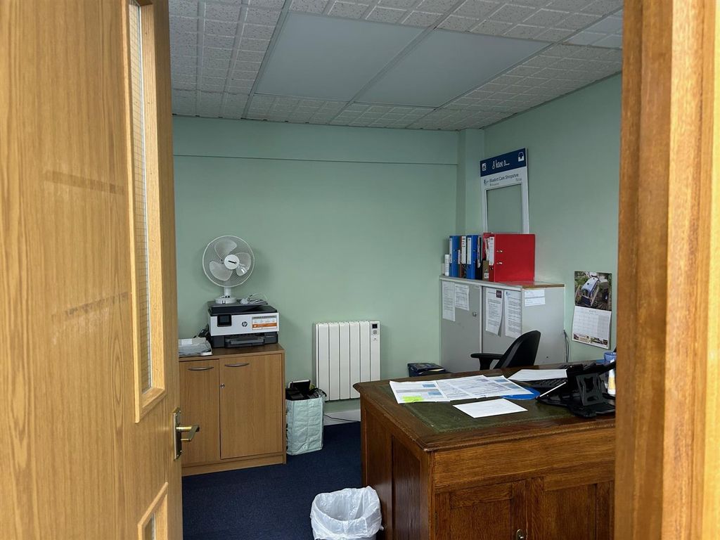 Property photo 3 of 6 3.Jpg