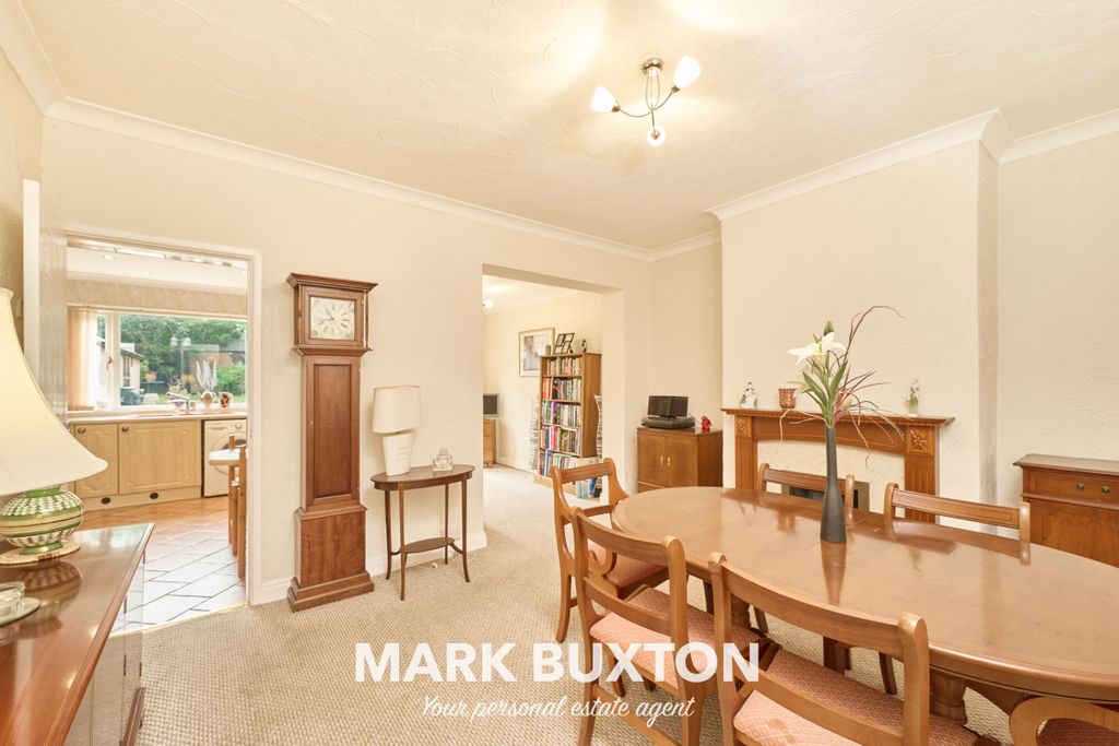 Property photo 2 of 29
