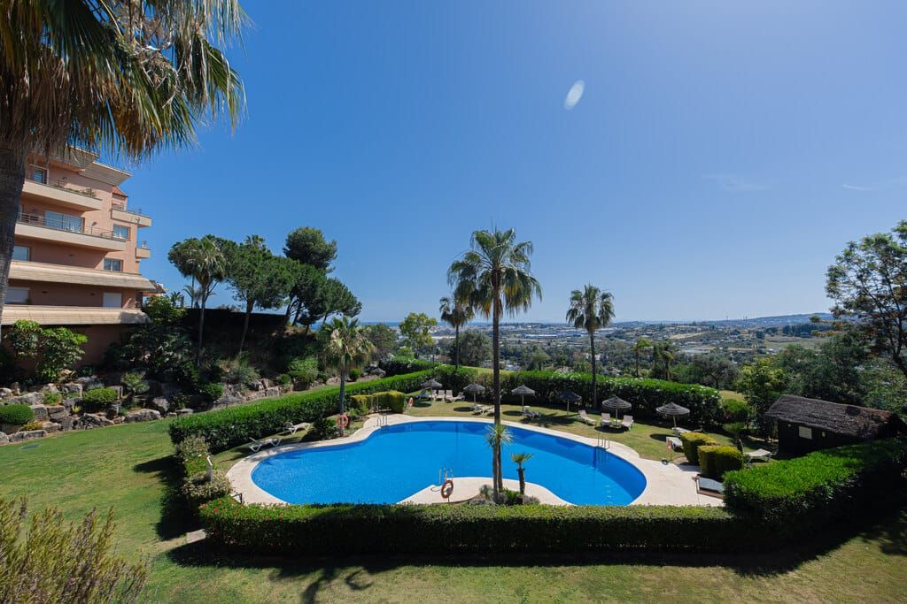 Property photo 1 of 24 Marbella Penthouse Esmara413 1