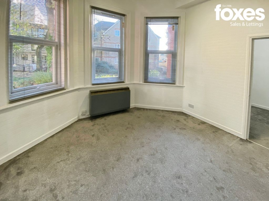 Property photo 2 of 5 4767432